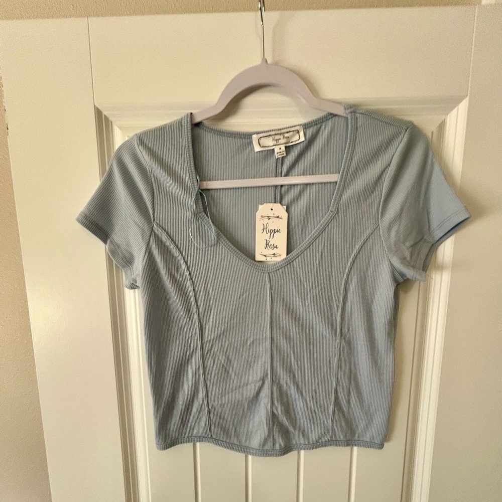 Hippie Rose Light Blue Ribbed Short Sleeve crop Top. Size Medium